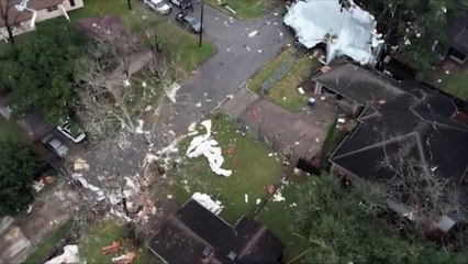Tornados semeiam destruição no Texas