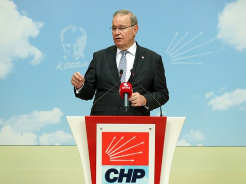 Öztrak: Erdoğan bir daha 'Faiz sebep, enflasyon sonuç' diyemez...Derse yeni bir siyasi eşkıyalık yolda