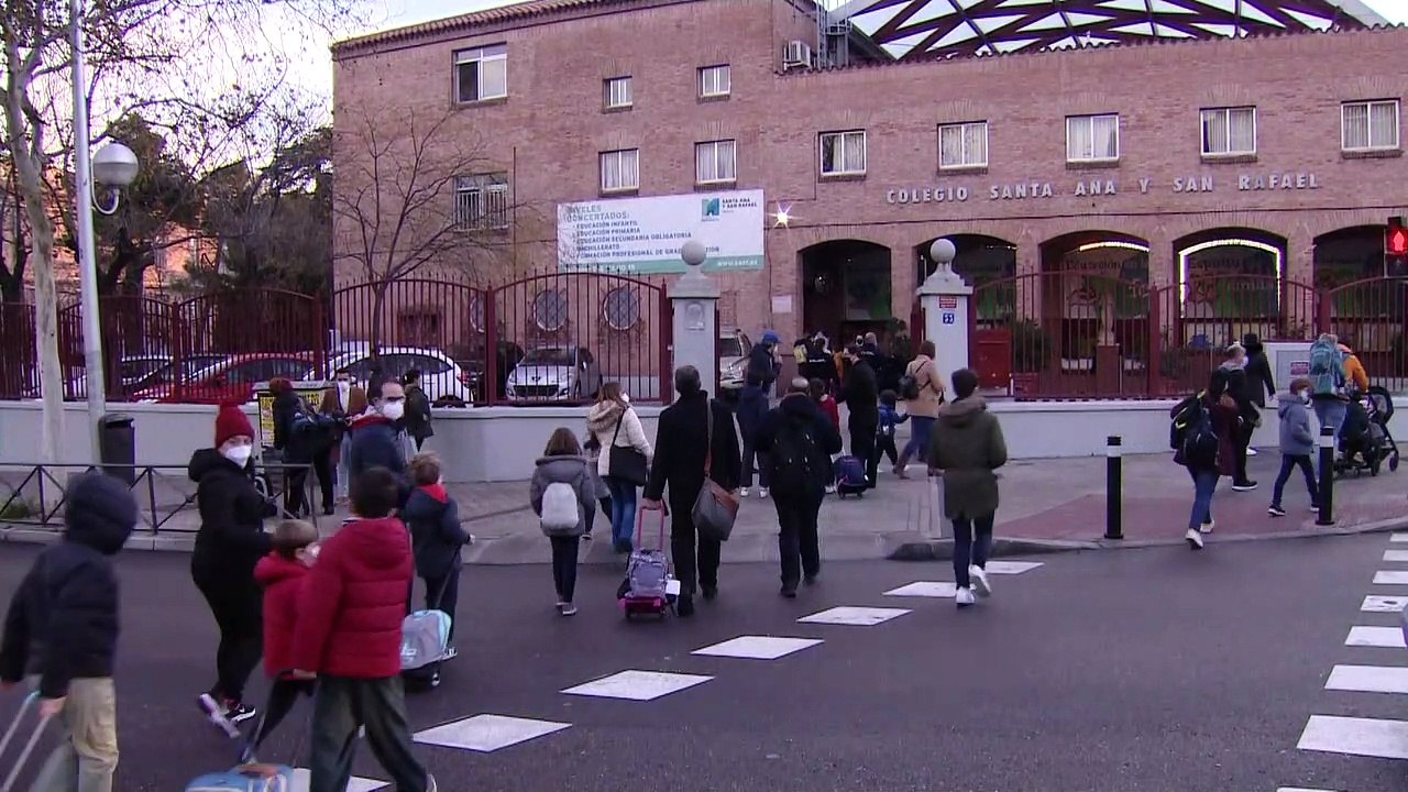 Schulstart zum Jahresbeginn: Corona-Tests werden vielerorts knapp