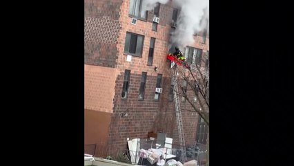 Incendie dans un immeuble du Bronx : au moins 19 morts, dont 9 enfants
