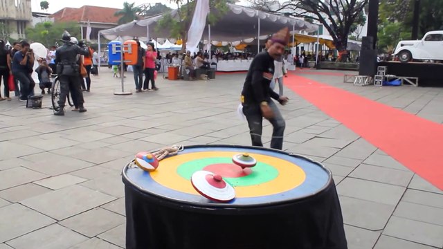 Trompos contra trompos curioso y divertido juego Vintage