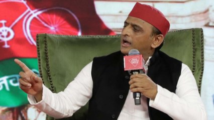 Akhilesh admits those who come Noida don't remain in power
