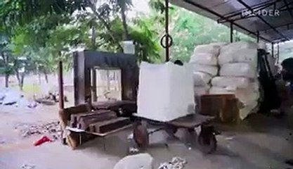 How one town keeps India's traditional papermaking industry alive