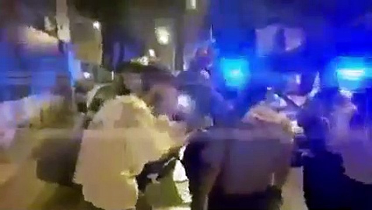 "Cállate la boca", padre corrige a su hijo que había insultado a un sereno y efectivos policiales  en Perú