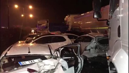 GAZİANTEP - Zincirleme trafik kazasında 8 kişi yaralandı