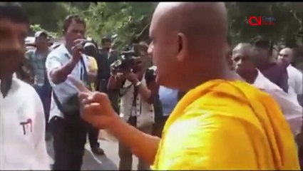 Top Buddhist Monk in Eastern Sri Lanka threatens Tamil govt officer with death in public