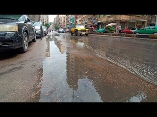 روايح الشتاء تهل.. سقوط أمطار في الإسكندرية والمواطنين بـ«نص كم»