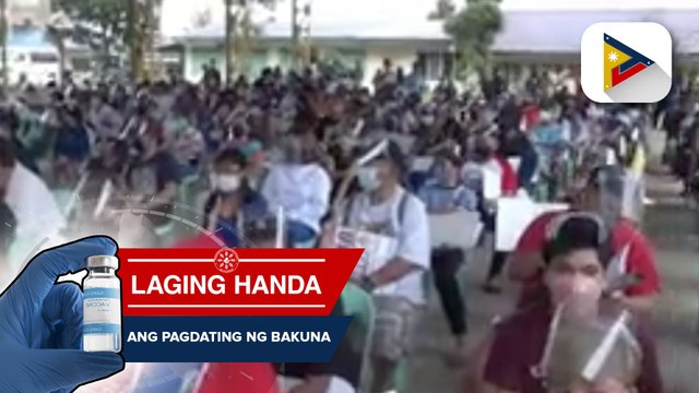Mga residente ng Lucban, Quezon na lubhang naapektuhan ng pandemya, inabutan ng tulong ng tanggapan ni Sen. Go at ilang ahensya ng pamahalaan