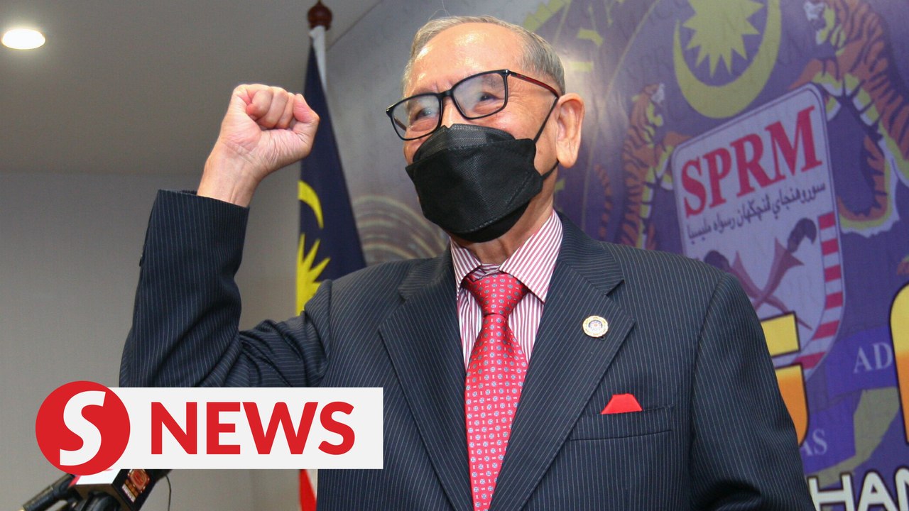 Anti-corruption advisors distanced themselves due to unpopular public reaction, says Abu Zahar