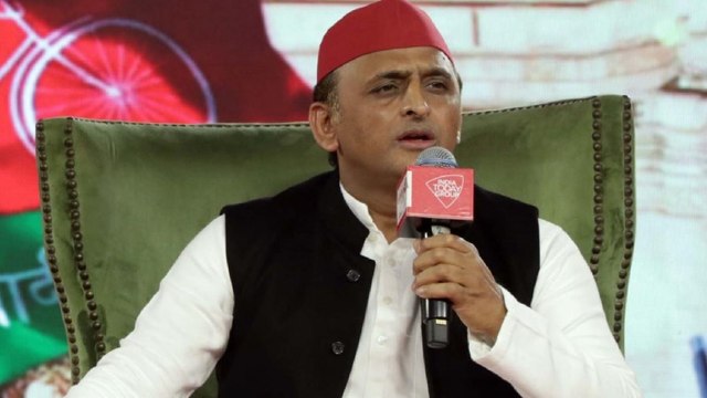What officers told Akhilesh when his NSG cover was removed?