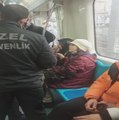 MARMARAY'DA MASKE TARTIŞMASI 2 KADIN ZORLA İNDİRİLDİ