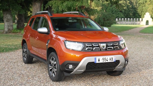 2021 New Dacia Duster 4X2 Design in Arizona Orange