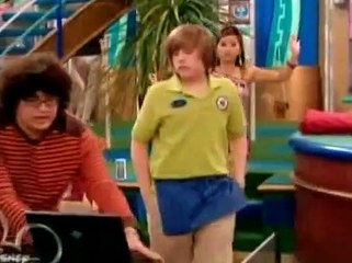 The Suite Life On Deck S02E09 - Roomies