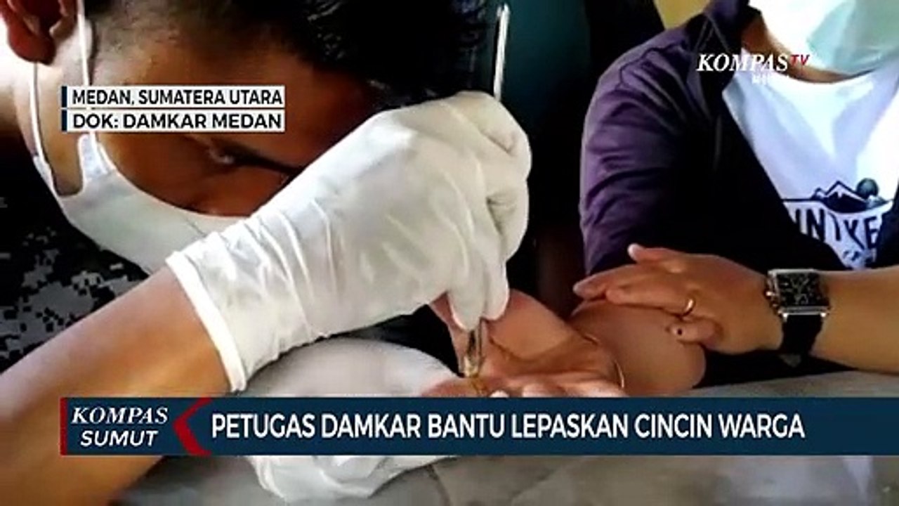 Petugas Damkar Lepaskan Cincin dari Jari Seorang Perempuan
