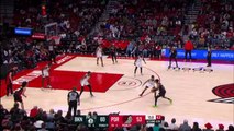 Simons makes ridiculous circus layup