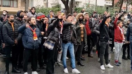 Florya'da hareketli saatler! Taraftarlar, Fatih Terim'i bekliyor