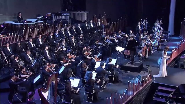 La chanson Diva du Cinquième Élément interprétée en direct