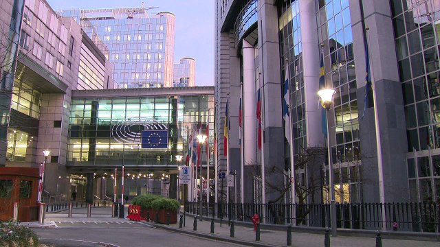 Morto Sassoli: bandiere a mezz'asta al Parlamento Ue a Bruxelles e Strasburgo