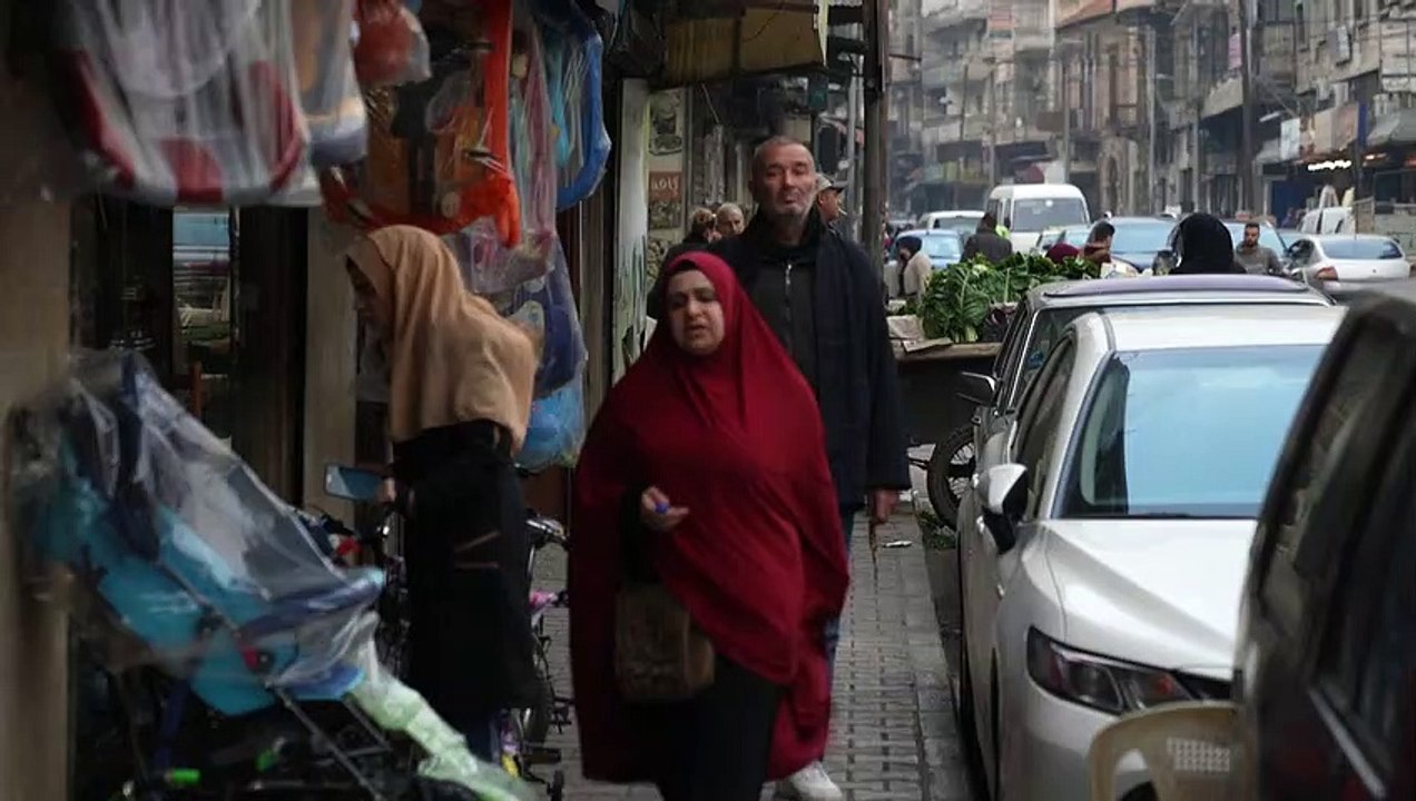 لبنانيون يختارون "قوارب الموت" الى أوروبا: "لا طريق أمامنا إلا البحر"