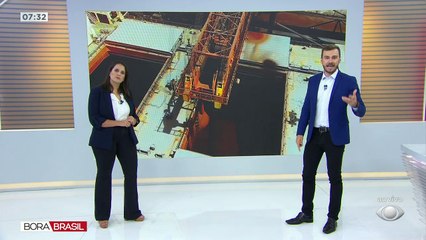 Em Minas Gerais as mineradoras estão paralisando as atividades até que o tempo melhore. Até o trem de ferro não está funcionando na região.