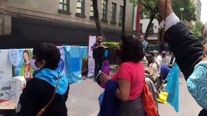 #EnVivo | #CaféYNoticias | AMLO pide no espantarse ante Ómicron;  | FGR desencadena dudas