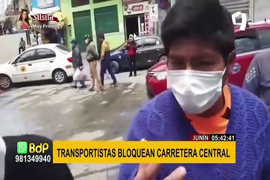 Junín: transportistas bloquean carretera exigiendo reducción del precio de los combustibles