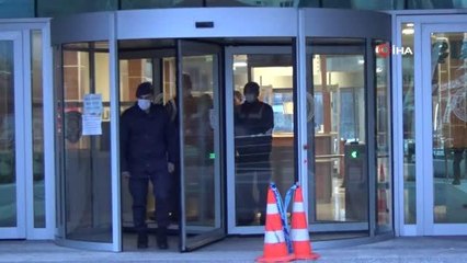 Tartıştığı iş arkadaşını defalarca kez bıçaklayarak öldürdü