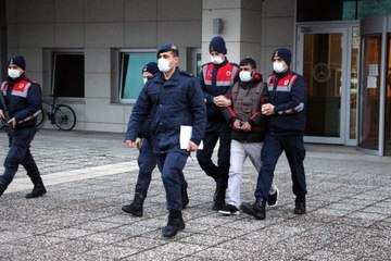 TARTIŞTIĞI MESAİ ARKADAŞINI BIÇAKLAYARAK ÖLDÜRDÜ