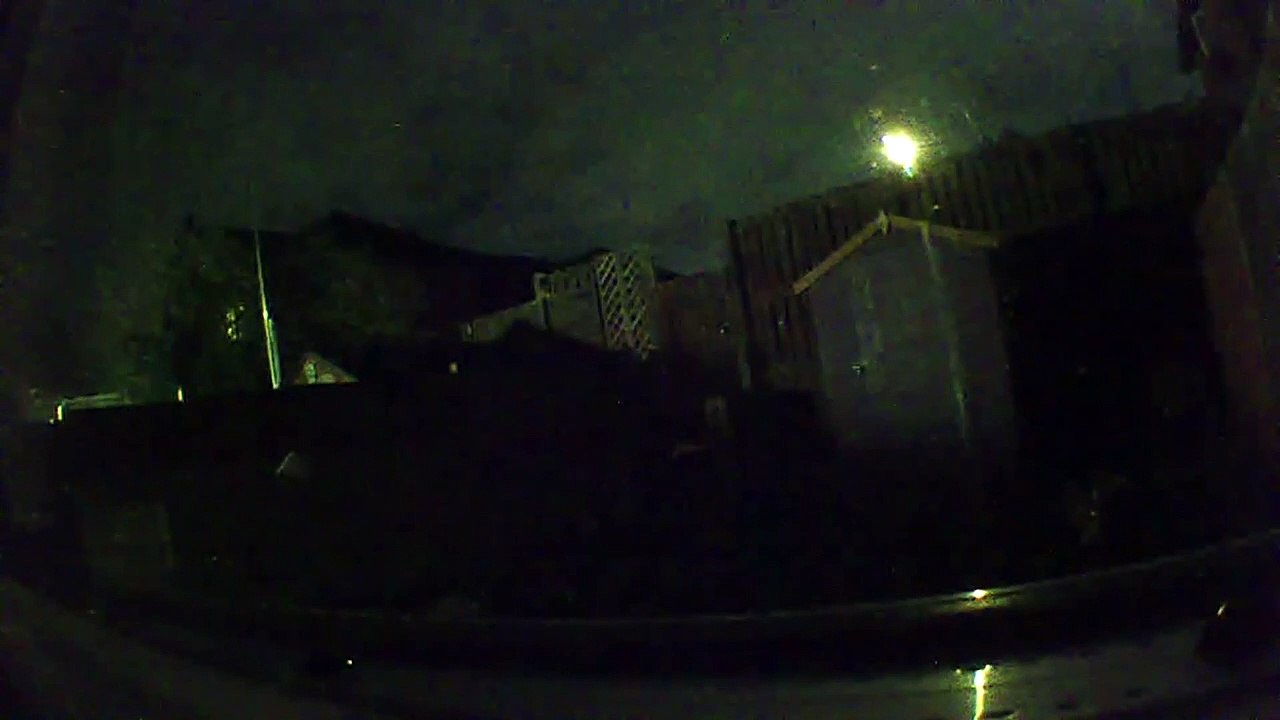Meteorite Lights Up the Sky