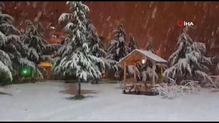 Çameli'de yoğun kar yağışı nedeniyle eğitime 1 gün ara verildi