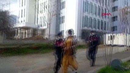 KESİNLEŞMİŞ HAPİS CEZASIYLA ARANIYORDU; SEVGİLİSİNİN EVİNDE YAKALANDI