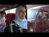 أم ياسمين تعمل سائقة تمناية لمساعدة أسرتها: أكل العيش مر