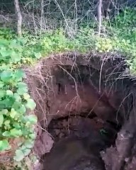 Engenheiro do DER tranquiliza população e diz que cratera próximo à rodovia não leva perigo