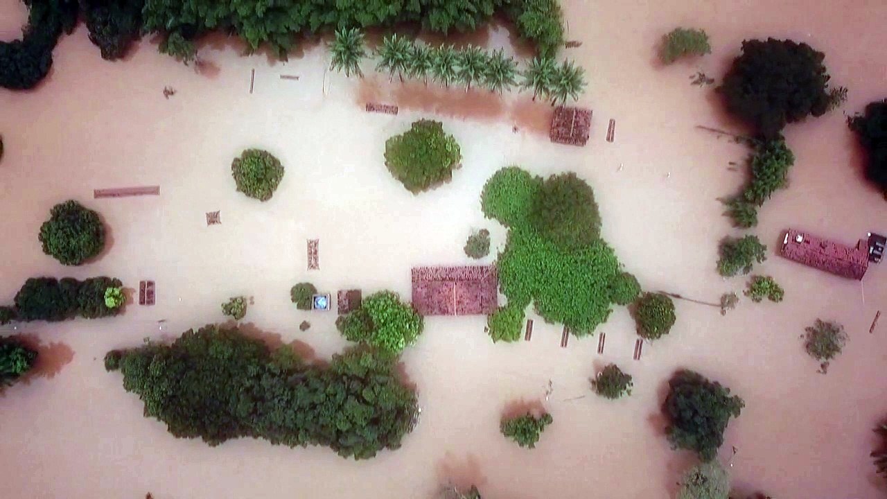 Los aguaceros dejan muertos y sin gente sin hogar en Minas Gerais, el estado más afectado de Brasil