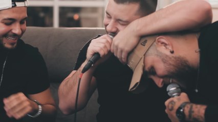 Theo & Luan - Ela Me Bateu