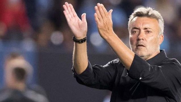 Galatasaray'ın yeni hocası Domenec Torrent'in uçağı İstanbul'a iniş yaptı