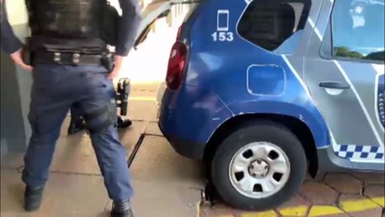 Após se envolver em colisão de trânsito, motorista sem CNH é detido em ação da Transitar e GM