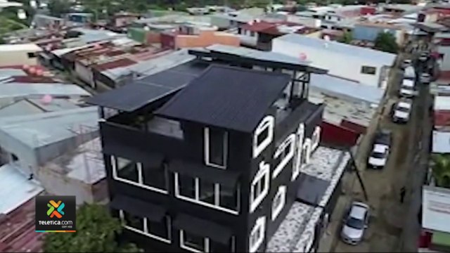 Líderes narco adquieren casas en zonas residenciales y se desplazan en carros blindados