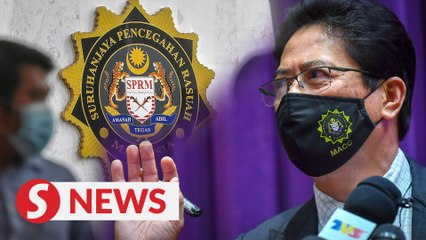 Azam firm on staying put, says will reveal truth when time is right