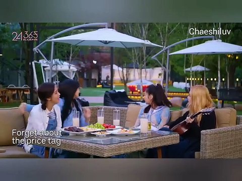 Rosé Playing Guitar Singing You And I, Lonely (2NE1) Price Tag (Jessie J) Live Cover By BLACKPINK