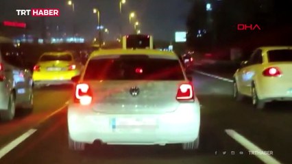 Trafikte makas atan sürücüler kamerada