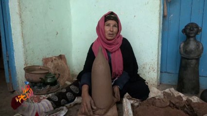 أنامل نسائية مبدعة تحمي فخار سجنان من الاندثار