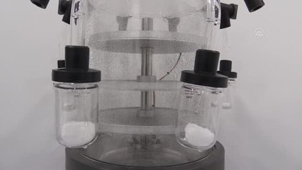 ESKİŞEHİR - Horoz ibiğinden ürettiği yerli hyalüronik asitle yurt dışı pazarını hedefliyor