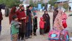 UNICEF reparte los "kits de preparación para el invierno"  entre las familias que viven en los campos de refugiados en Afganistán