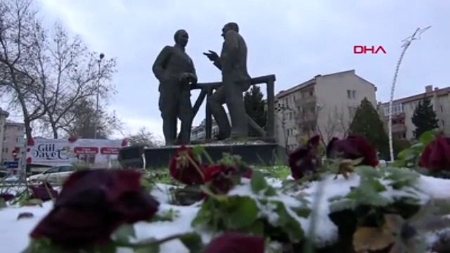 Kar yağışı Edirne'den giriş yaptı! Kent beyaza büründü