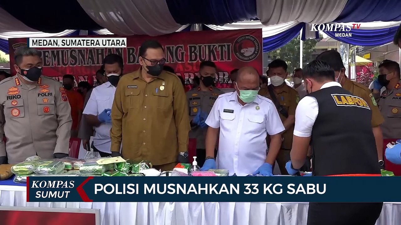 Satnarkoba Polrestabes Medan Musnahkan Barang B...