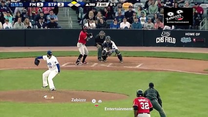 man catched the baseball bat