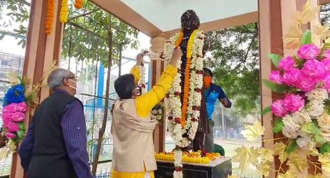 যারা ধর্মকে না মেনে রাজনীতি করে তারা ঘৃণ্য : ফিরহাদ হাকিম |Oneindia Bengali