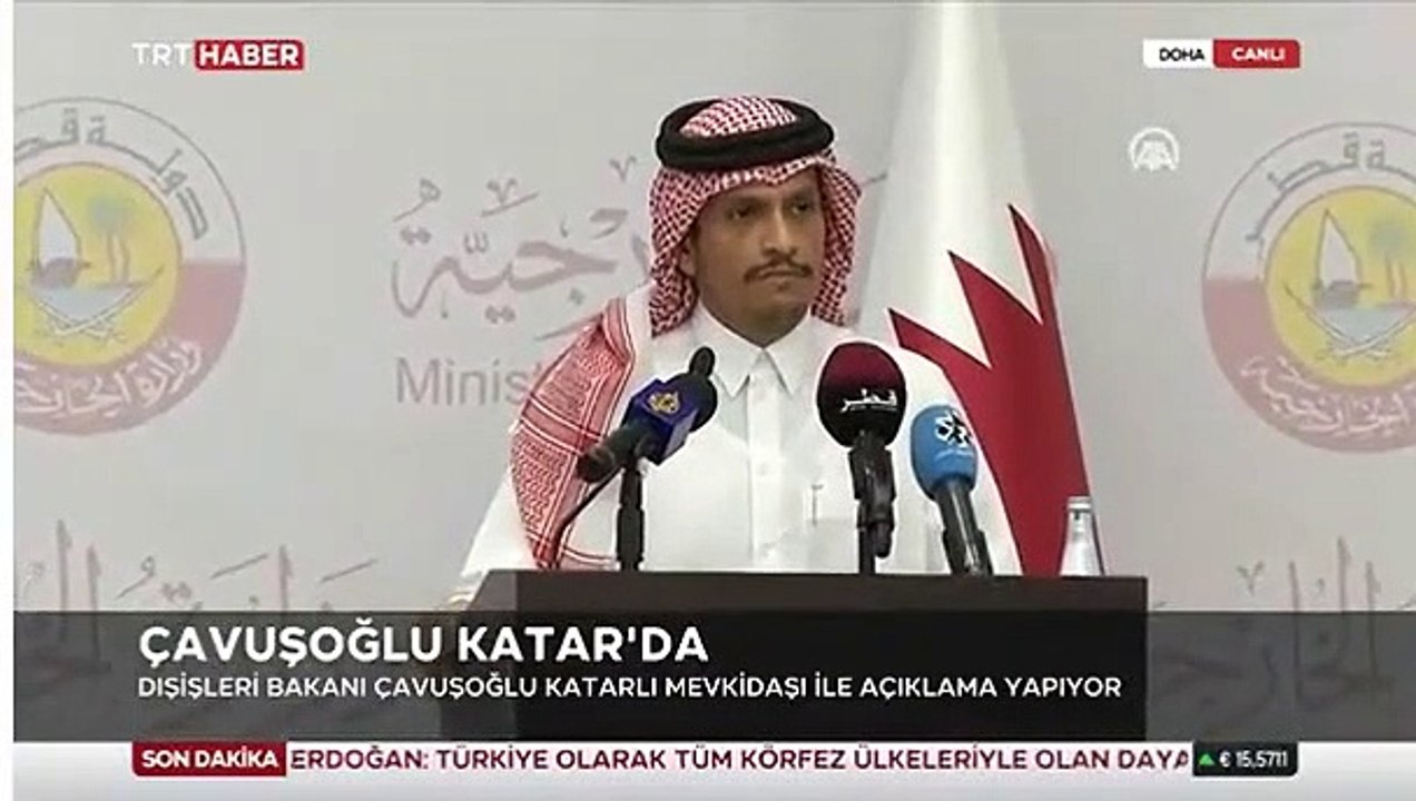 Reuters muhabiri, Çavuşoğlu’na "Katar’a para almaya mı geldiniz?" deyince TRT yayını kesti