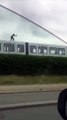 To personer filmet stående på kørende metrotog: 'Det er dumt og farligt' | Trainsurfing | Metroselskabet | København | 2019 | Danmarks Radio